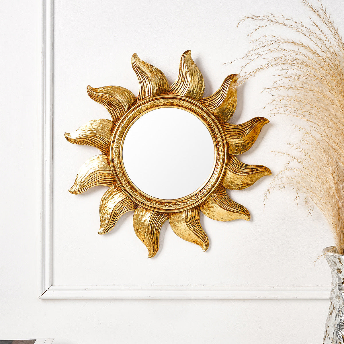 Golden Sunflower Circular Decorative Hanging Mirror